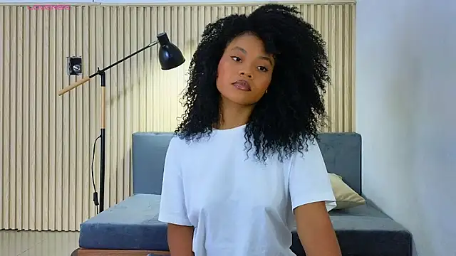 vanestraus online show from April 2, 10:40 pm