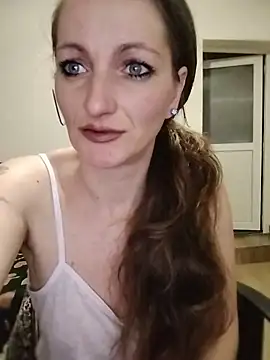 CrazyMaya39 online show from April 15, 11:05 pm