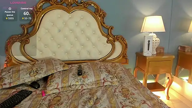 Samantha Bale online show from April 14, 1:11 pm