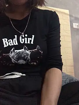 Trangbabylove online show from June 9, 5:29 am