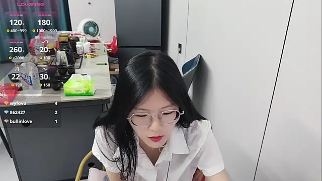xlin-baby online show from May 11, 2:45 pm