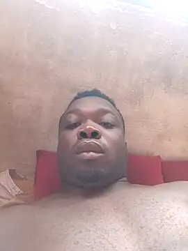 M milove online show from April 7, 12:40 pm