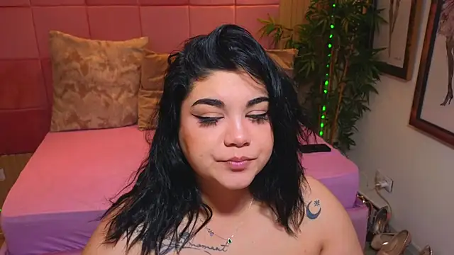 SpicyCarlaXX online show from March 28, 9:24 pm