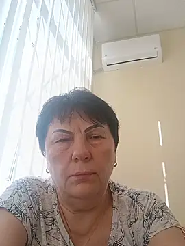 OliviaaSkyy online show from June 12, 5:15 am