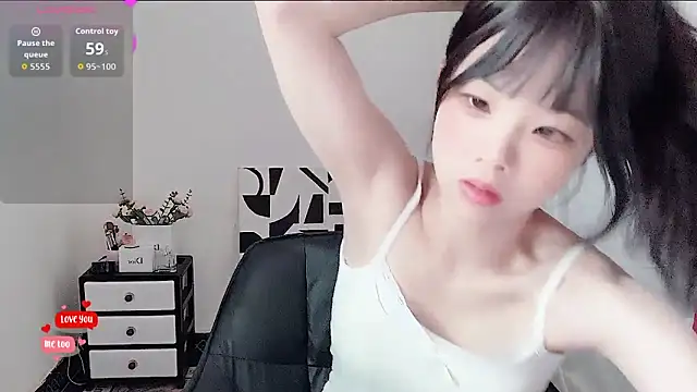 bunny-- online show from May 17, 5:06 am