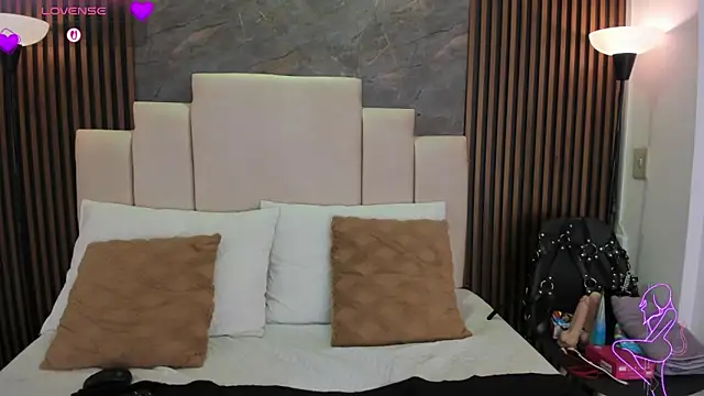 catiusca reyes 03 online show from March 19, 2:54 pm