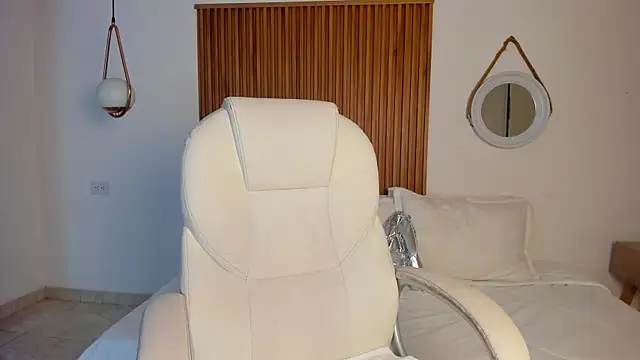 Alaska deluxe online show from March 27, 12:23 am