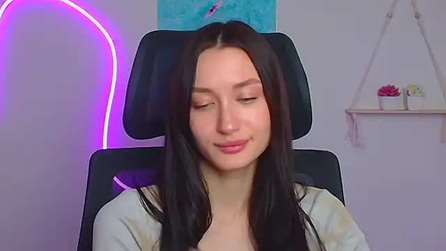 Stella XO online show from April 9, 6:41 am