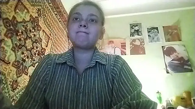 KikiBang online show from March 19, 8:13 pm