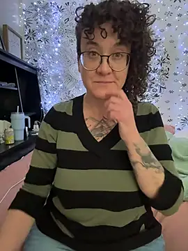 sareberr420 online show from April 6, 4:19 pm