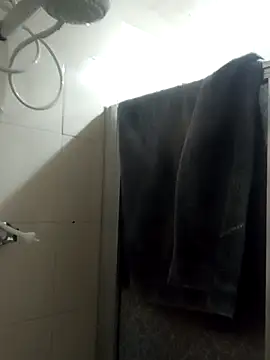 Temp7 online show from April 25, 8:50 pm