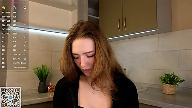 NoirAstrya online show from March 23, 6:08 am