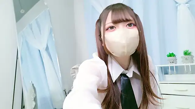  Sakura F online show from January 10, 2:22 pm