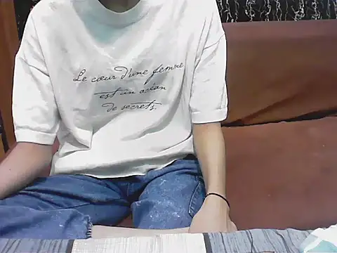 hello baby01 online show from April 3, 4:49 pm