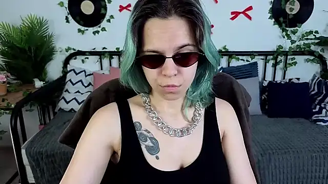 LiraBelle online show from July 20, 3:20 am