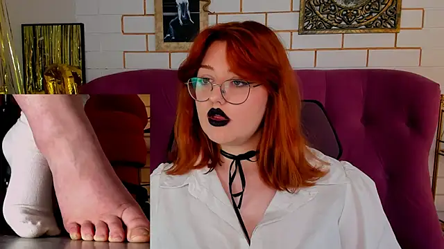 StaceyJensen online show from May 31, 6:09 pm