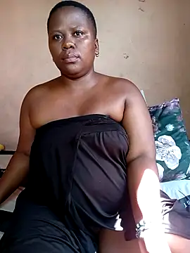 BlackPearlxxo online show from April 9, 9:15 am