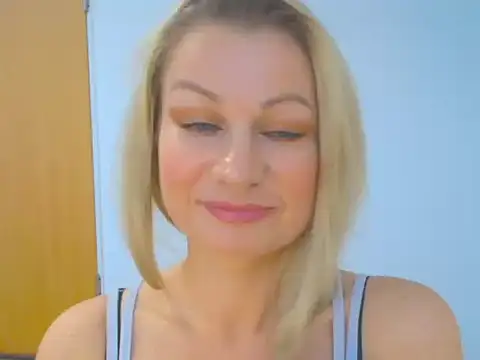 Sweet Eira online show from March 29, 2:49 pm