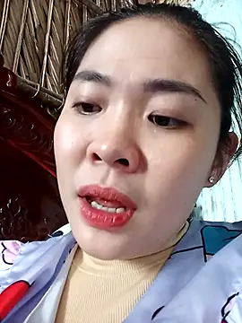 Lin-kute98 online show from March 18, 5:45 am