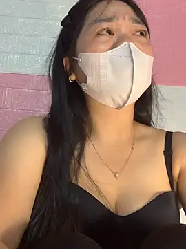 lana-kan online show from May 13, 10:54 am