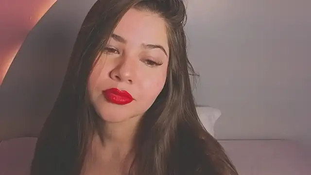 amyvans  online show from May 9, 9:28 pm