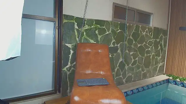 cata muakgb online show from April 16, 8:08 pm