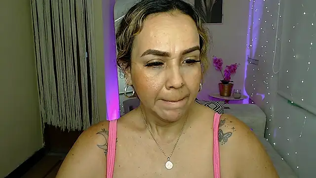 Aunty milf online show from July 6, 8:11 pm