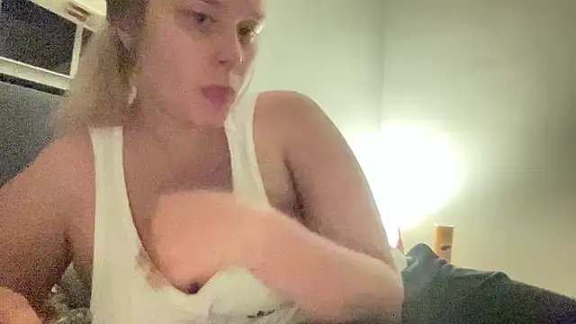 babyblue977 online show from July 2, 9:04 am