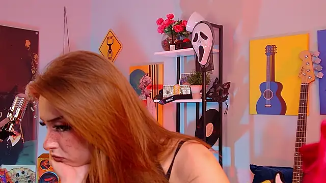 Jennifer Wiliams online show from June 25, 5:12 am