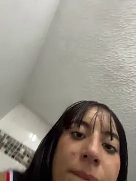 Mia fiire online show from April 11, 8:12 pm