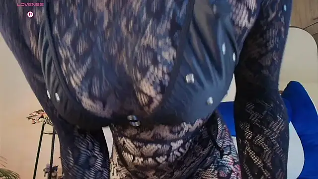 AryRousse online show from March 25, 3:23 am