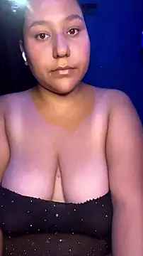 Kittysweet2001 online show from July 15, 12:37 am