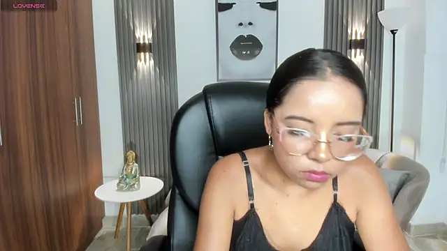 alana martiins online show from July 16, 7:29 pm
