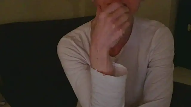 AuroraAG online show from March 13, 12:50 pm