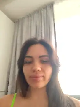 SiennaLuxexx online show from March 16, 2:10 pm