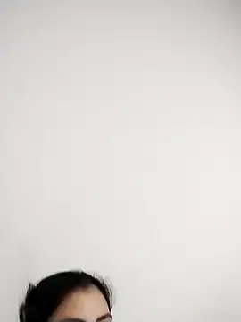 latina prohibida online show from February 23, 6:40 pm