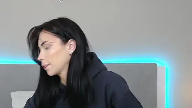 RachaelMils online show from March 5, 3:57 am