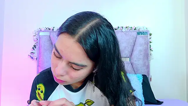 iris and damian online show from March 25, 5:27 pm