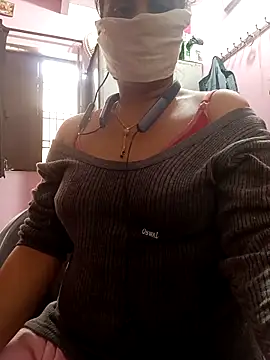 Tanya Sharma98 online show from December 17, 6:50 am