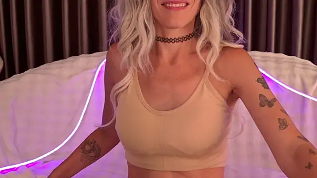 betty xoxoo online show from March 31, 12:27 pm