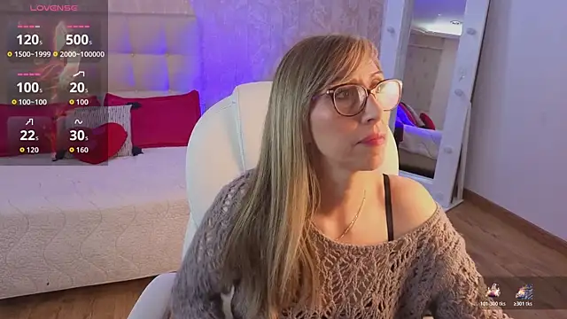 Scarlett 079 online show from July 11, 12:05 pm