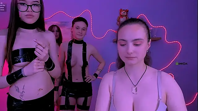 jenna elayne online show from April 2, 2:14 pm