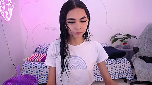Sofia tgn online show from May 21, 6:39 pm