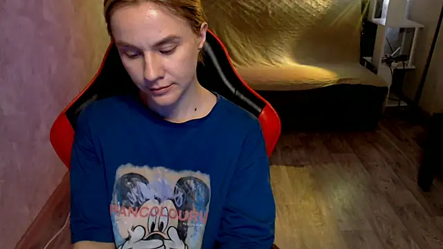 MiaBun1 online show from April 4, 4:22 am