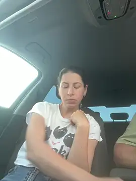 coupledeea online show from April 25, 6:49 pm