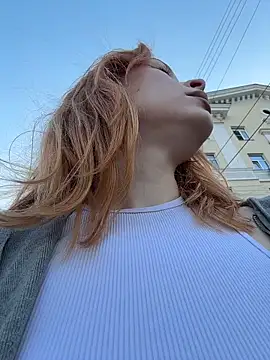  Little Ginger online show from May 8, 2:37 am