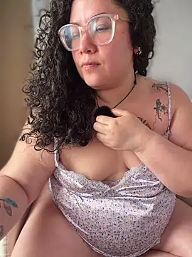 VanesssaMilf  online show from May 28, 12:14 pm