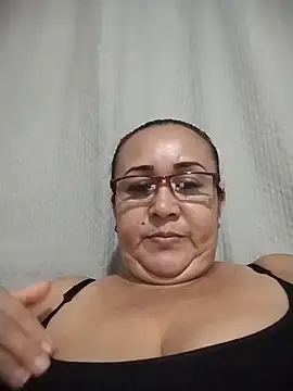 Nini Love  online show from April 10, 6:30 am