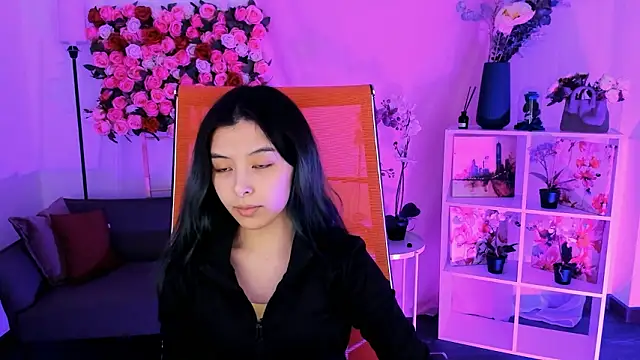 SirenMystiq online show from March 29, 7:24 pm