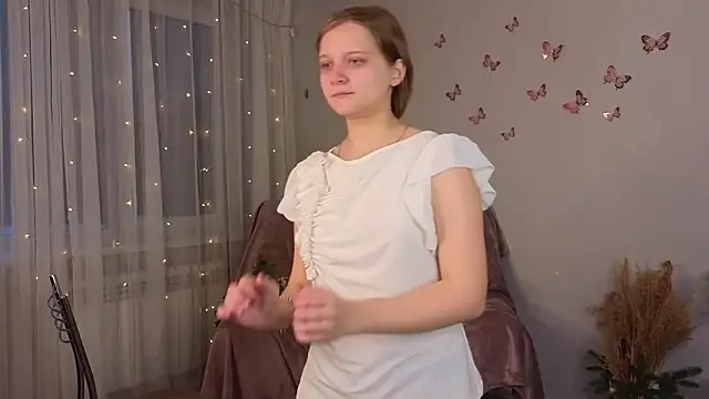 HazeElariel online show from March 22, 3:40 pm